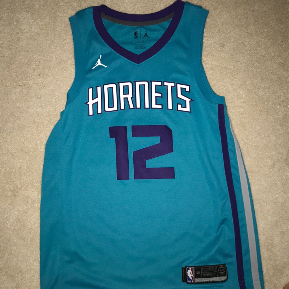 BRAND NEW Charlotte Hornets Jersey